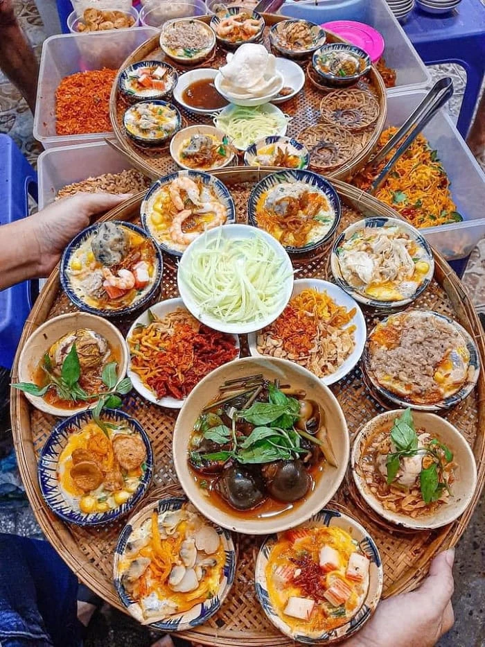 Phố Ăn Vặt