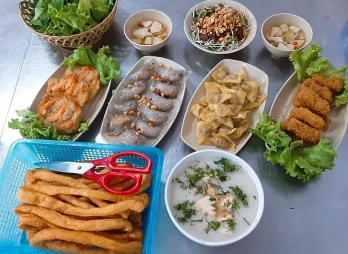 Món Ăn Vặt Đường Phố