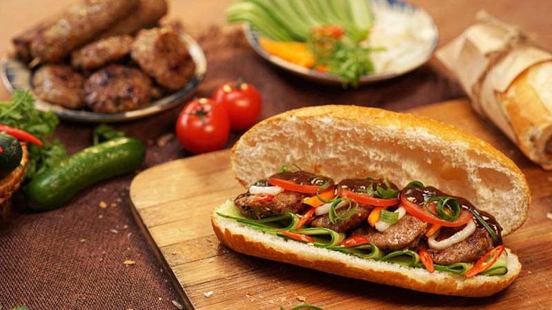 1 ổ bánh mì bao nhiêu calo? Ăn bánh mì có tăng cân không?