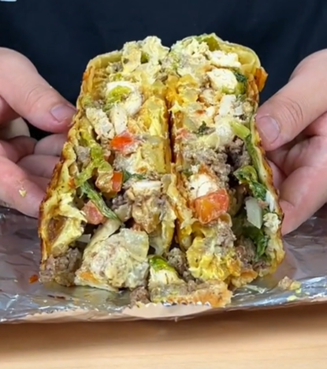 Bánh tacos Pháp hấp dẫn cỡ nào mà giới trẻ sẵn sàng chờ cả tiếng để thưởng thức?