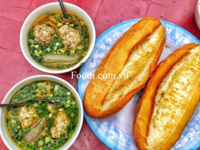 Top 20 Quán Bánh Mì Xíu Mại Nổi Tiếng Ở Đà Lạt