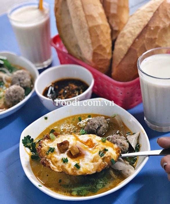 Top 20 Quán Bánh Mì Xíu Mại Nổi Tiếng Ở Đà Lạt