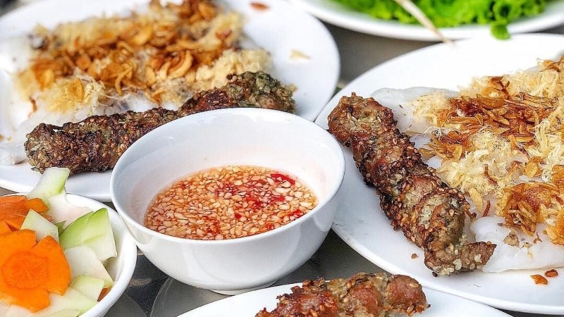 Bánh cuốn là gì, ăn với gì? Bánh cuốn bao nhiêu calo, ăn có béo không?