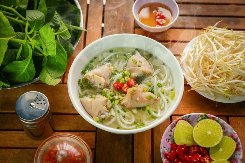 Du lịch Tây Ninh - thưởng thức đặc sản bánh canh Trảng Bàng