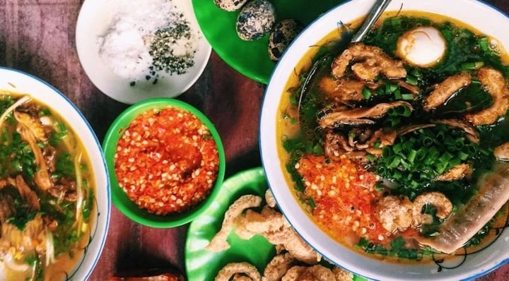 Cách nấu nồi bánh canh cá lóc ngon chuẩn vị